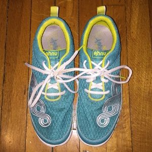 Super comfortable teal sneakers
